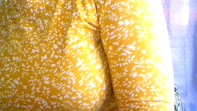 Snapshot of LadyLillyX chatting on September 15, 9:42 am LadyLillyX online show from September 15, 9:42 am