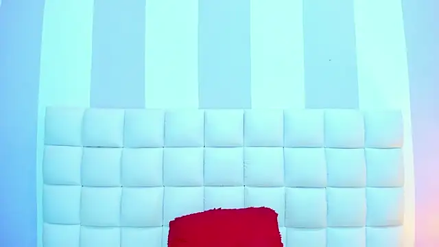 teresasroom  online show from February 14, 8:59 pm