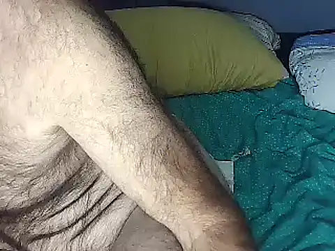 Snapshot of k-dong chatting on December 8, 4:57 am k-dong online show from December 8, 4:57 am