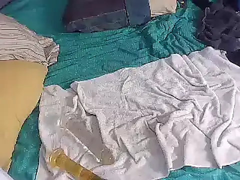 Snapshot of k-dong chatting on December 20, 6:56 pm k-dong online show from December 20, 6:56 pm