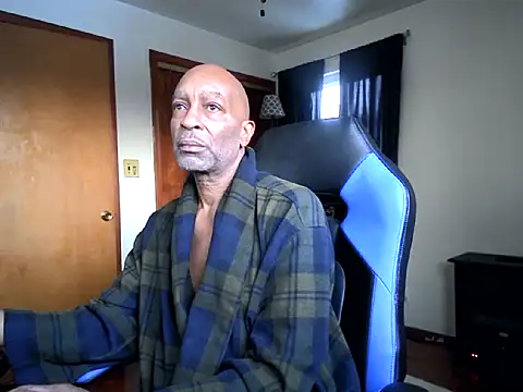 longdick4you8686 online show from January 23, 12:52 pm