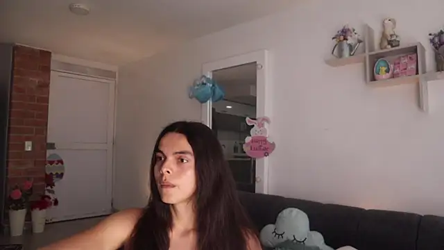  Vahos  online show from April 7, 5:13 pm