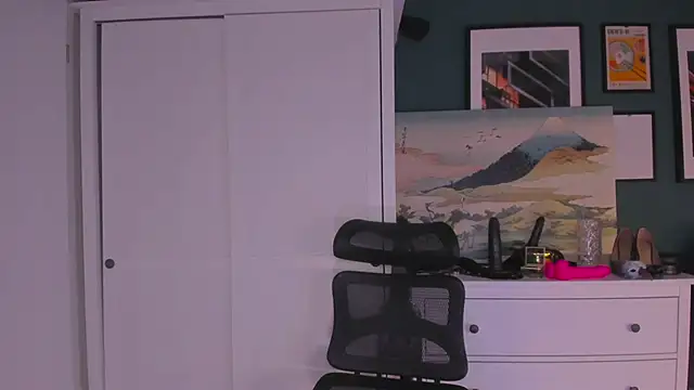 Snapshot of 1Sandy chatting on October 30, 3:57 pm 1Sandy online show from October 30, 3:57 pm