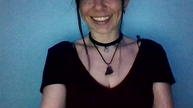 chicacastilla online show from July 4, 5:57 am