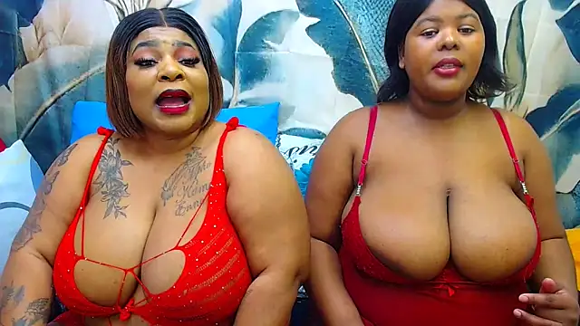 Snapshot of Ebonyhotass26 chatting on June 12, 6:07 pm Ebonyhotass26 online show from June 12, 6:07 pm