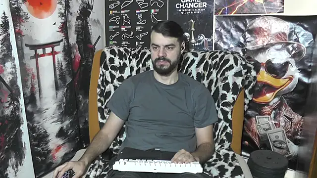 00george online show from January 10, 8:10 pm