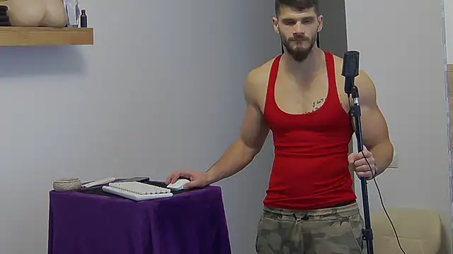 Snapshot of MauroTwin chatting on January 24, 5:42 pm MauroTwin online show from January 24, 5:42 pm