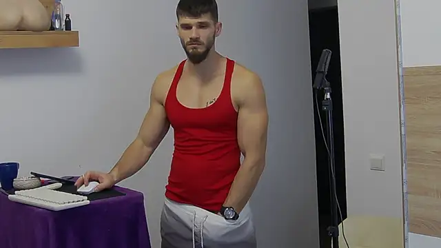 Snapshot of MauroTwin chatting on January 27, 5:48 pm MauroTwin online show from January 27, 5:48 pm