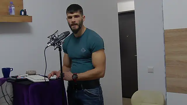 Snapshot of MauroTwin chatting on February 13, 4:17 pm MauroTwin online show from February 13, 4:17 pm