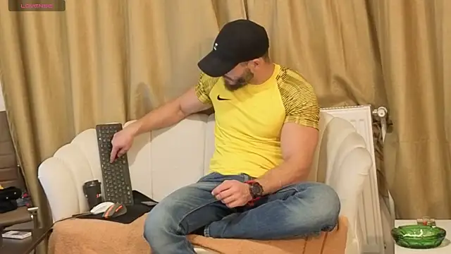 Snapshot of MauroTwin chatting on October 29, 5:14 pm MauroTwin online show from October 29, 5:14 pm