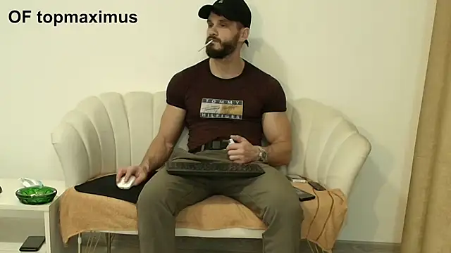 Snapshot of MauroTwin chatting on November 25, 6:41 pm MauroTwin online show from November 25, 6:41 pm