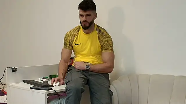 Snapshot of MauroTwin chatting on December 1, 7:08 pm MauroTwin online show from December 1, 7:08 pm