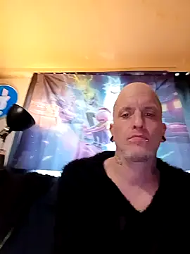 Snapshot of Gohstdog chatting on March 7, 8:33 am Gohstdog online show from March 7, 8:33 am