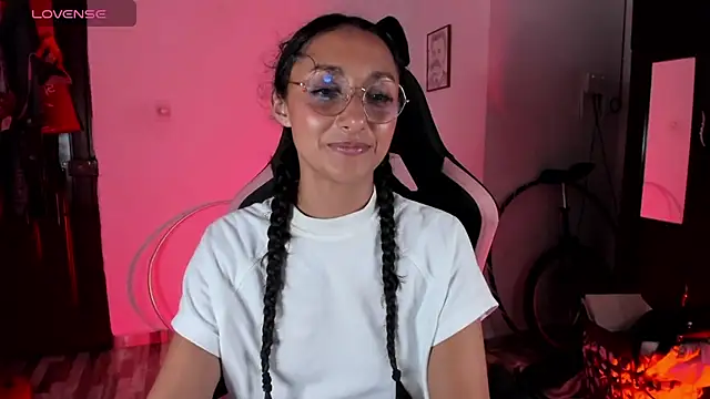 adrena 10 online show from March 26, 11:43 pm