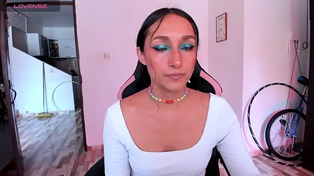 adrena 10 online show from April 20, 7:04 pm