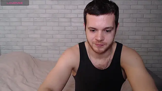Snapshot of Alexxx_horny chatting on December 16, 7:24 am Alexxx horny online show from December 16, 7:24 am