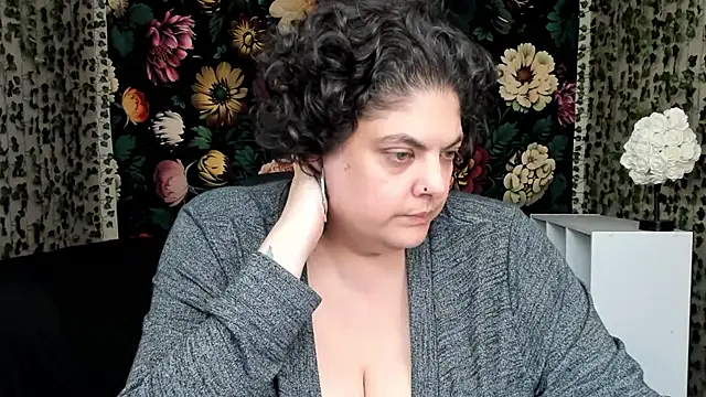 Exotic-Melons online show from February 9, 8:02 pm