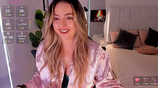 Snapshot of AmyWood chatting on May 30, 1:41 pm AmyWood online show from May 30, 1:41 pm