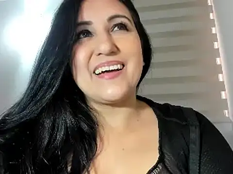 Snapshot of foxy-porn1 chatting on October 5, 6:39 pm foxy-porn1 online show from October 5, 6:39 pm