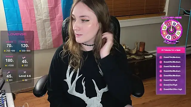 luluvaladon online show from September 18, 4:58 am