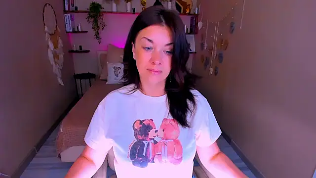 AnaMills online show from February 21, 10:05 am