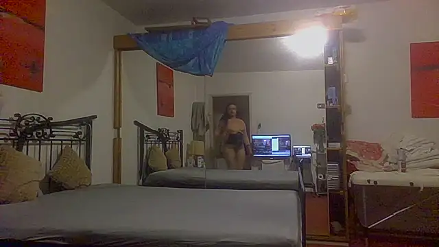 luanadigarda online show from October 18, 11:16 pm