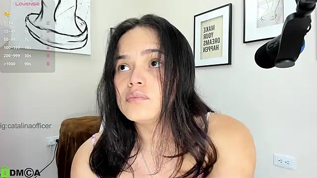 Snapshot of catalinaofficer chatting on October 13, 10:59 am catalinaofficer online show from October 13, 10:59 am