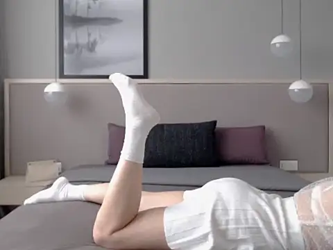 ShySchoolGirl online show from October 10, 10:47 am