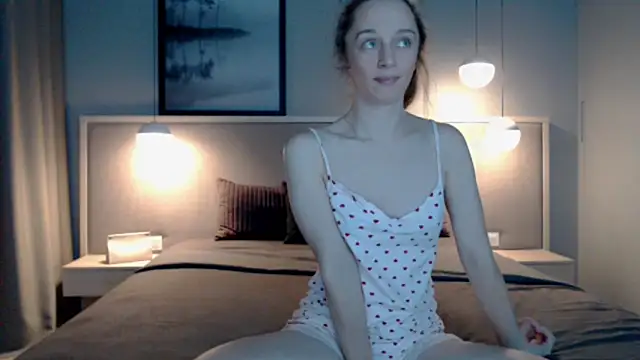 ShySchoolGirl online show from October 21, 8:53 pm