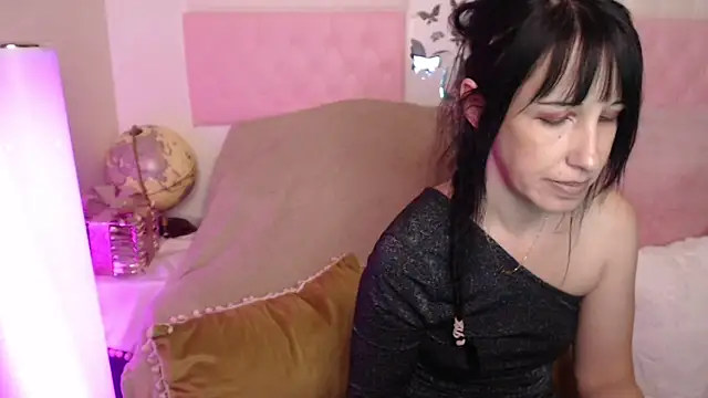 -carla- online show from March 12, 8:31 am