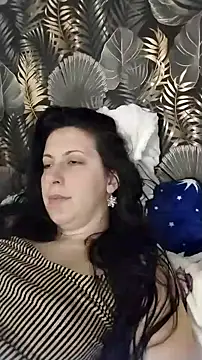 Snapshot of lolyforyou chatting on December 14, 12:27 am lolyforyou online show from December 14, 12:27 am