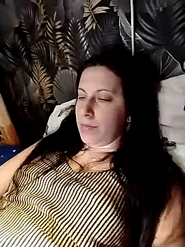 lolyforyou online show from January 7, 6:43 pm