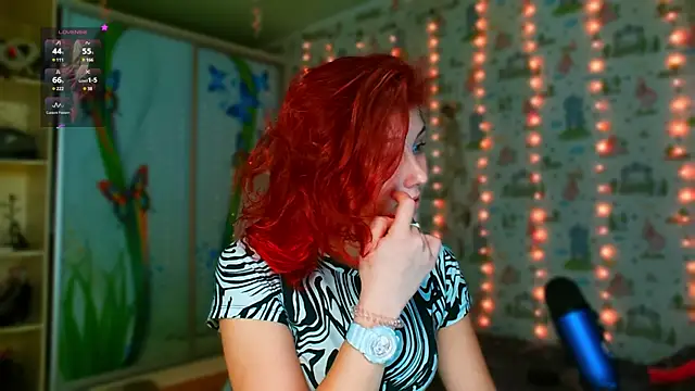 SmokyRose online show from November 17, 12:00 pm