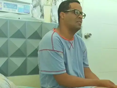 thesugar32 online show from January 14, 1:28 pm