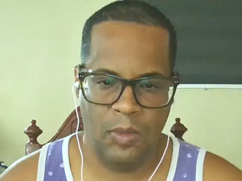 thesugar32 online show from April 16, 12:17 pm