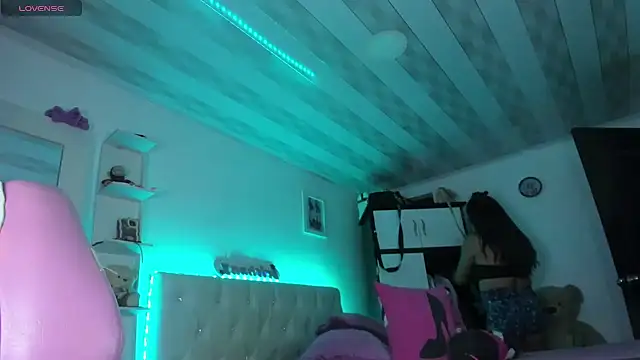 Snapshot of briitany_hot chatting on January 12, 11:36 pm briitany hot online show from January 12, 11:36 pm