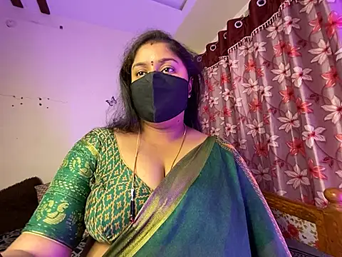 Love 4Sex online show from March 12, 5:24 am