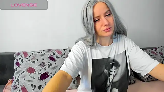 DiamondKay online show from February 24, 7:22 am