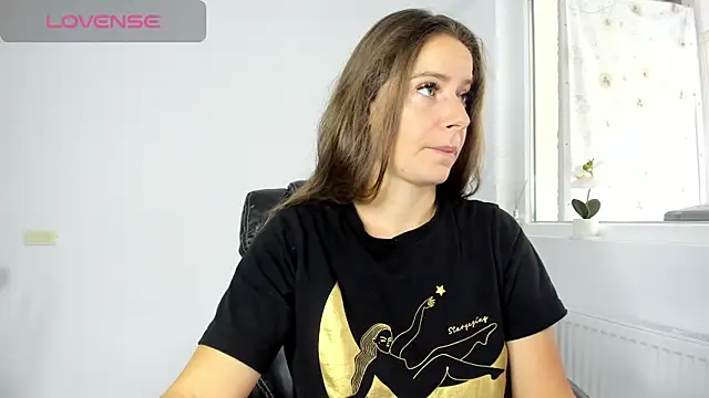 DiamondKay online show from October 14, 8:26 am