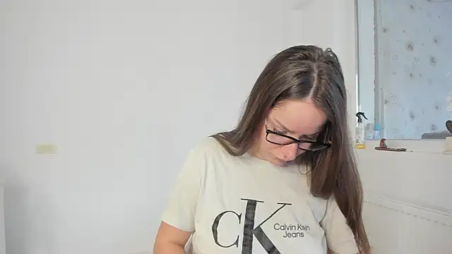 DiamondKay online show from February 5, 8:52 am