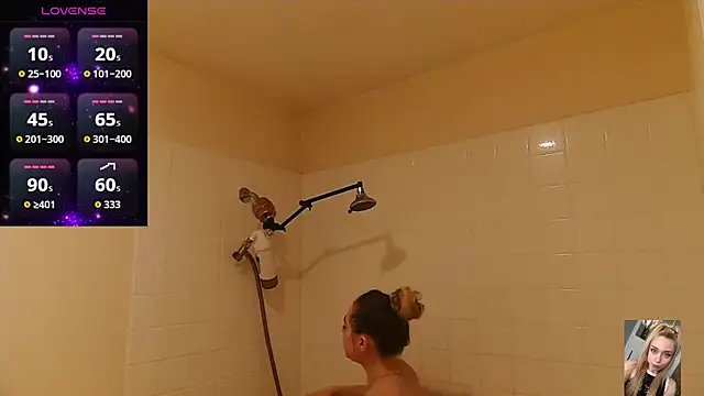 Blondiewithanass online show from December 21, 3:24 am