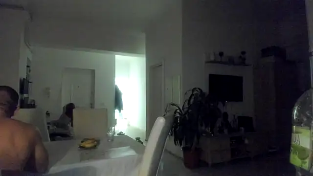 woolfiie online show from February 12, 11:09 pm