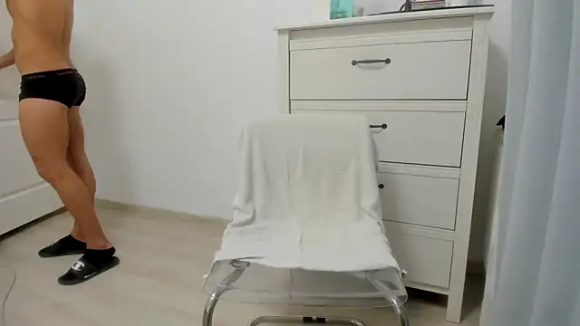 woolfiie online show from November 11, 9:37 pm