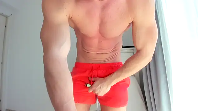 woolfiie online show from April 19, 7:18 am