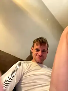 londonfuckwhore online show from October 27, 4:05 am