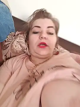 cindybbwsquirt online show from January 28, 11:49 am