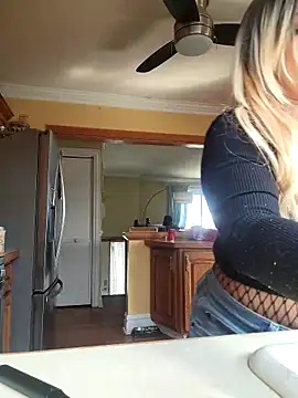 LittleMissEeve online show from March 18, 7:53 pm