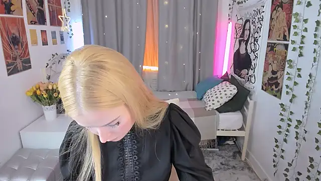 Laly Peach online show from November 9, 11:41 am