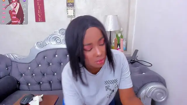 katherin cruz  online show from April 22, 12:18 pm