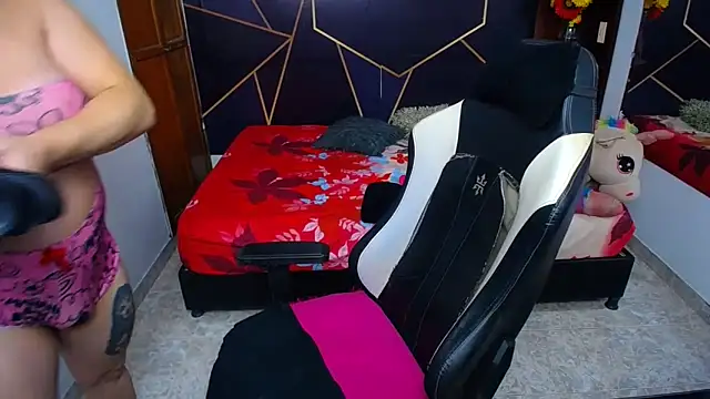 ShantalBlonde online show from September 11, 1:49 am